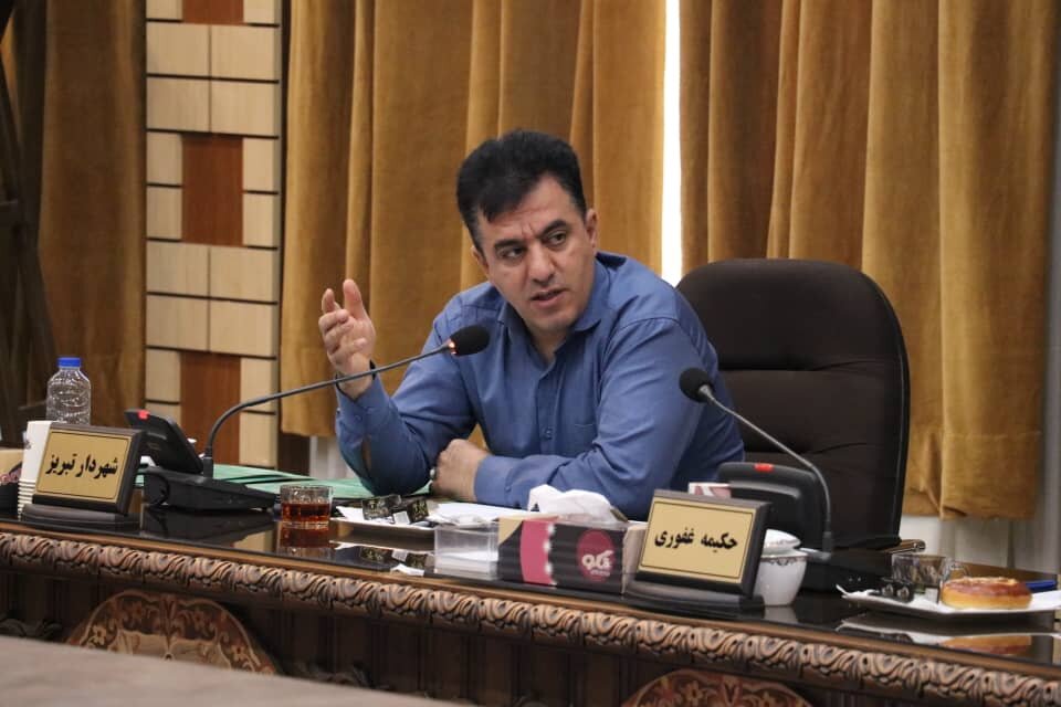 در راستای ایجاد و توسعه زیرساختهای مرتبط با شهر هوشمند؛ احداث فیبر نوری با توان مجموعه شهرداری سال ۱۴۰۲ تداوم مییابد