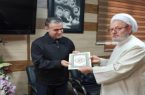 اخذ لوح تقدیر از طرف رئیس شورای هماهنگی تبلیغات اسلامی استان آذربایجان شرقی