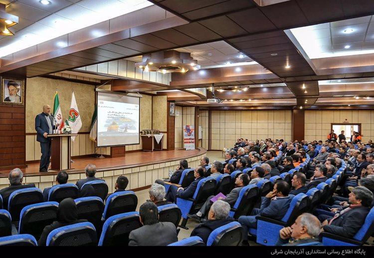 دولت برای رفع موانع حمل و نقل و گرهگشایی از مشکلات رانندگان اهتمام دارد