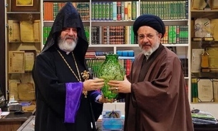 خلیفه کل ارامنه آذربایجان توهین به مقدسات دینی را محکوم کرد