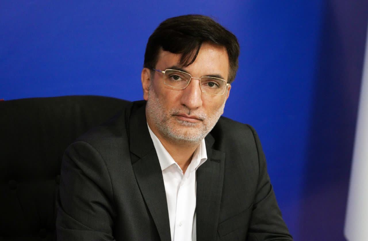 مدیر عامل سازمان منطقه آزاد ارس : برای توسعه خدمات درمانی آماده ایم اختصاص ۱۰میلیارد ریال برای خرید دستگاه سی تی اسکن بیمارستان هادیشهر