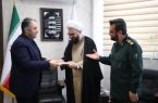 توسط قرارگاه پیشرفت وآبادانی سپاه عاشورا تقدیر از مدیرکل نوسازی مدارس استان صورت گرفت