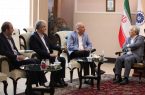 در دیدار رئیس اتاق با سرپرست بانک صادرات آذربایجان‌شرقی مطرح شد؛ منابع مالی آذربایجان‌شرقی متناسب با جمعیت استان نیست