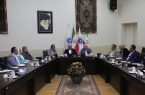 جلسه خوشه نساجی آذربایجان‌شرقی با حضور  فعالان صنعت نساجی و پوشاک استان اتاق بازرگانی تبریز تشکیل شد.