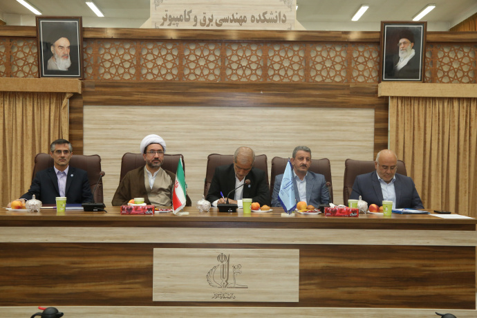 تجلیل از معاونان و روسای سابق دانشکده های در جلسه شورای دانشگاه تبریز