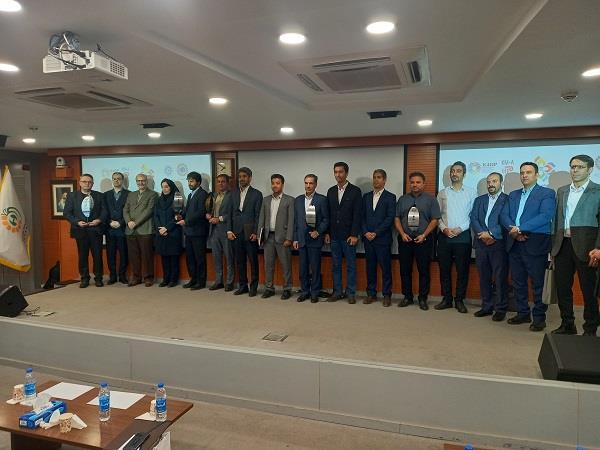 کسب تندیس بلورین سطح ۲ جایزه بین المللی مدیریت دانشی KM4D توسط شرکت آب و فاضلاب استان آذربایجان شرقی