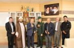 تجلیل فرماندهی وشواری حوزه یک بسیج کارمندان شهید آیت اله مدنی تبریزازمدیرکل بنیاد مسکن انقلاب اسلامی استان.