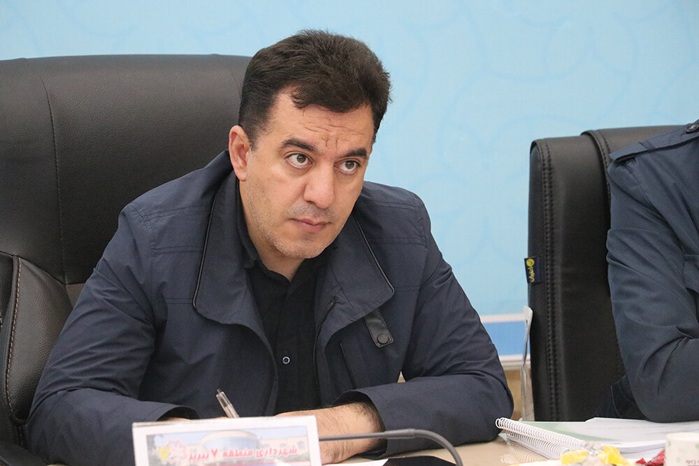 شهردار تبریز دستور داد: روزشمار پروژه‌های عمرانی جنوب غرب تبریز نصب شود