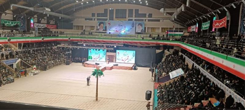 حضور جمعی ازهمکاران بنیاد مسکن انقلاب اسلامی استان درمراسم اجلاسیه نهایی کنکره ده هزار شهید آذربایجان شرقی