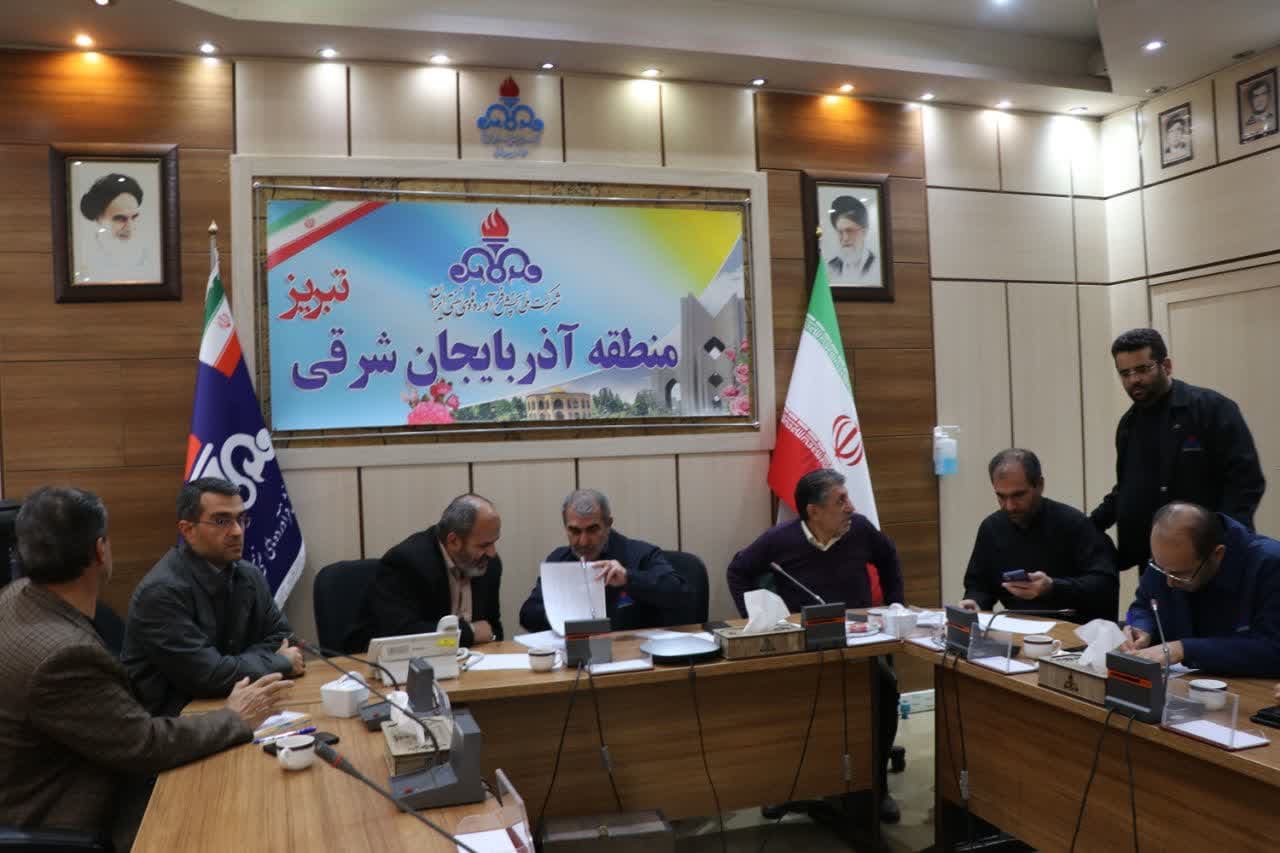 حضور فاتح، فرماندار شهرستان تبریز در شرکت فرآورده های نفتی استان