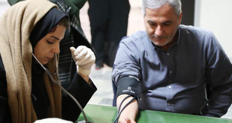 غربالگری سلامت پرسنل بنیاد شهید و امور ایثارگران آذربایجان شرقی
