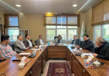 کف سازی دور استخر مجموعه ائل گولی در سال جاری انجام می گیرد