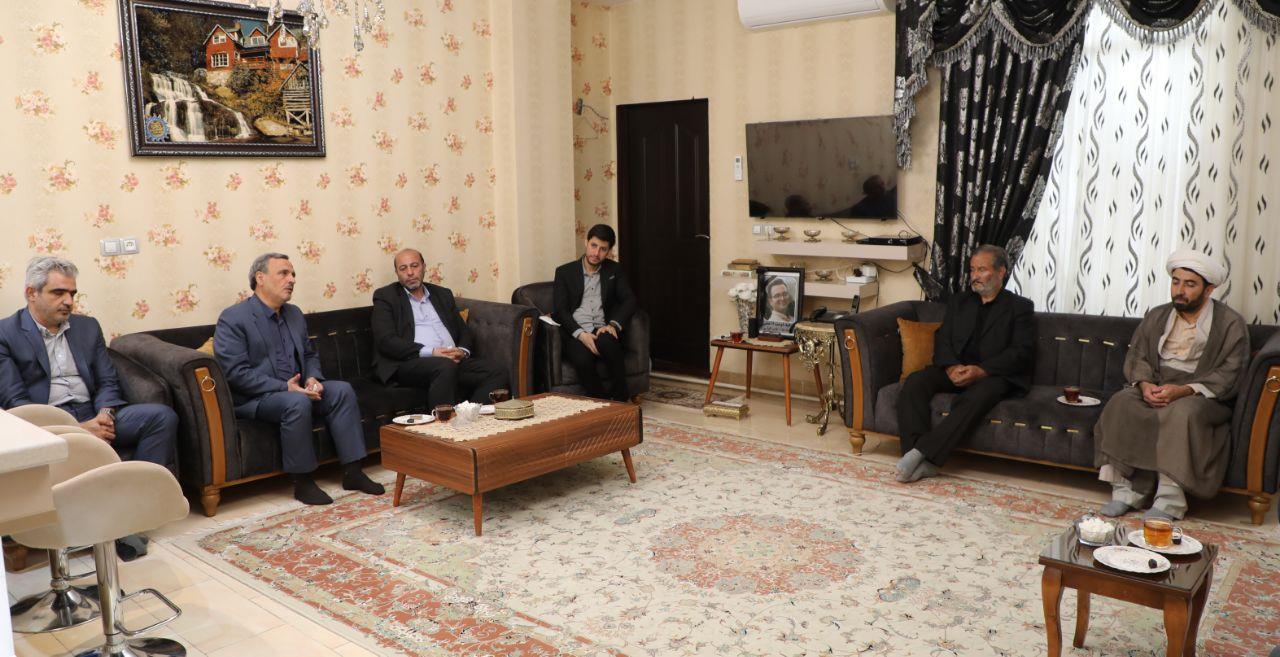 دلجویی مدیرعامل شرکت گاز و مسئولین استان آذربایجان شرقی از خانواده مرحوم هاشمی