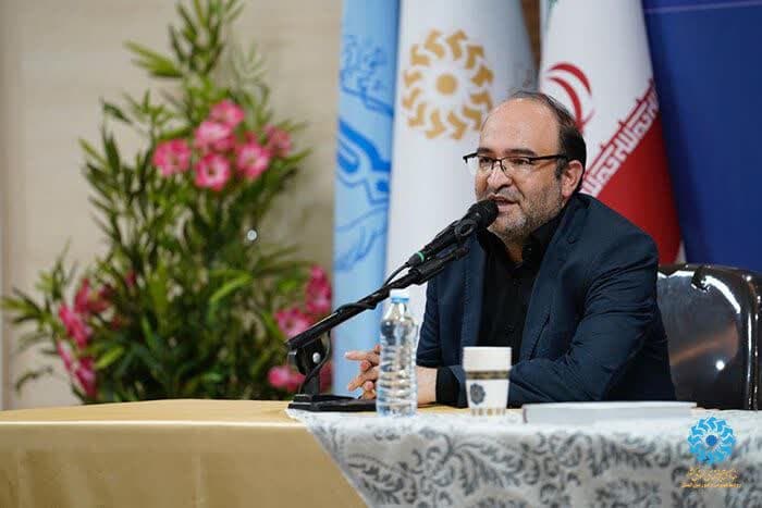 مدیرکل کتابخانه های عمومی آذربایجان شرقی خبر داد: افزایش بیش از ۱۶۳ هزار نسخه کتاب به مجموعه کتابخانه های عمومی استان
