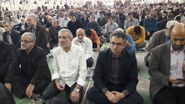 کودکانی که با گوشی بازی میکنند و غذای ناسالم مصرف میکنند از والدین خود بیمارتر خواهند بود، پس مراقب تغذیه آنها باشیم