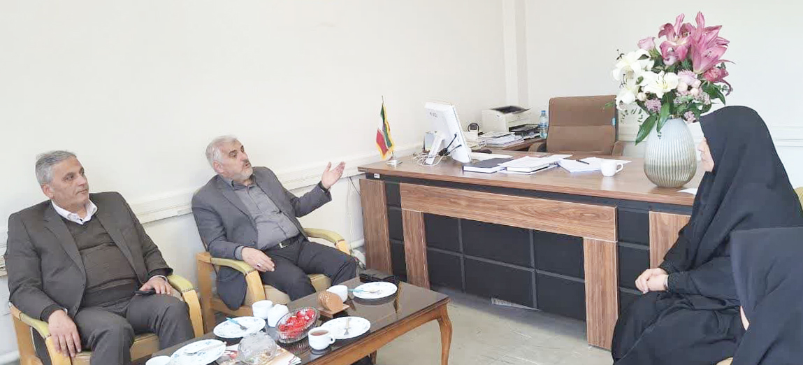 دیدار سرپرست بنیاد شهید و امور ایثارگران آذربایجانشرقی با مدیرکل جدید امور زنان و خانواده استانداری آذربایجانشرقی