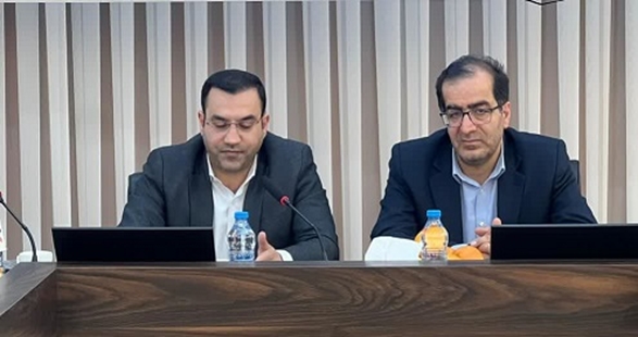 غلامحسین محمدی با حضور در مرکز سنجش مهارت و صلاحیت حرفه ای استان با کارکنان و مربیان و کانون انجمن صنفی دیدار و گفتگو کرد