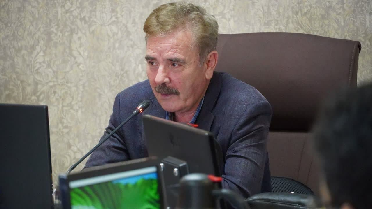 نشست مدیران بودجه و تشکیلات دانشگاه‌های منطقه سه کشور در دانشگاه تبریز