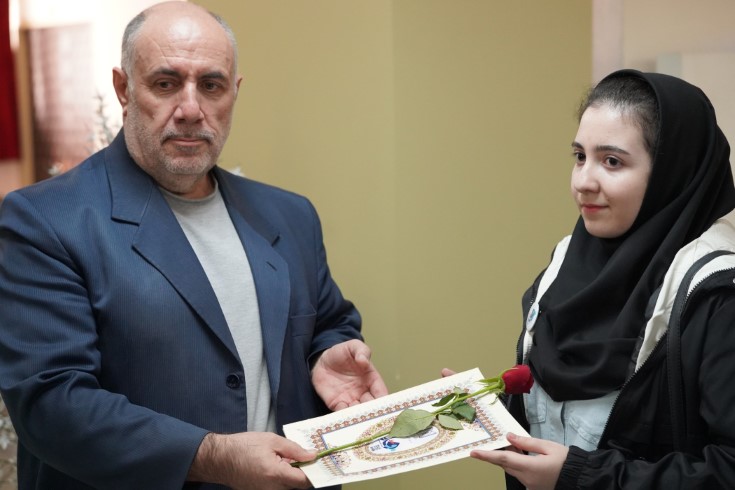 حضور رئیس دانشگاه علوم پزشکی تبریز در محل ثبت نام دانشجویان جدیدالورود