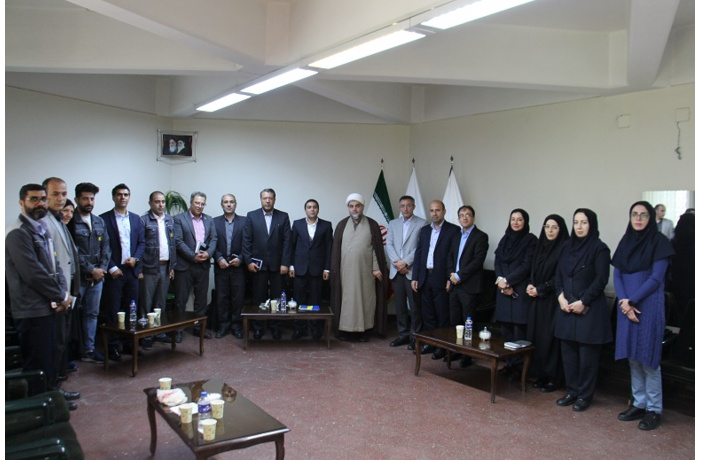 جلسه هم اندیشی رئیس و مسئولان دانشگاه جامع علمی کاربردی استان با رئیس، کارکنان و مدرسان مرکز آموزش علمی کاربردی ماشین سازی تبریز برگزارشد