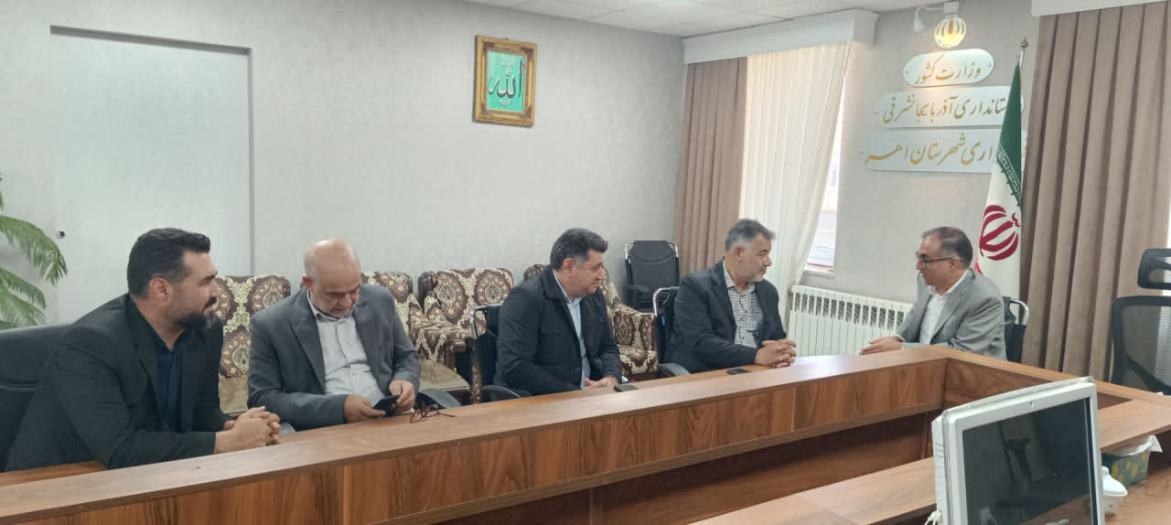 بازدید مدیرکل ورزش و جوانان آذربایجان شرقی از اماکن ورزشی و پروژه های عمرانی ورزشی شهرستان اهر
