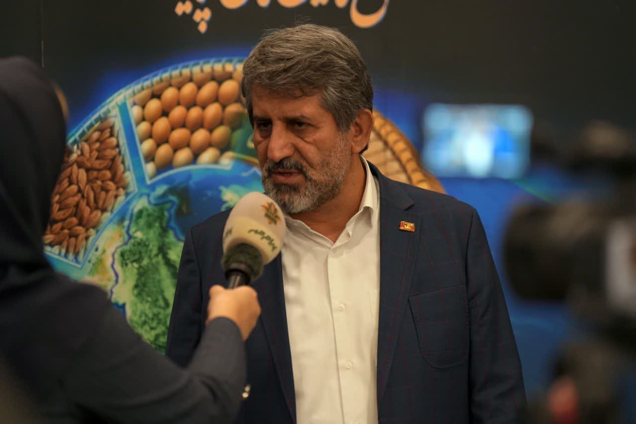 تولید بیش از۱۰ هزار دستگاه و ارزآوری افزون بر ۱۰ میلیون دلاری تراکتور برای کشور